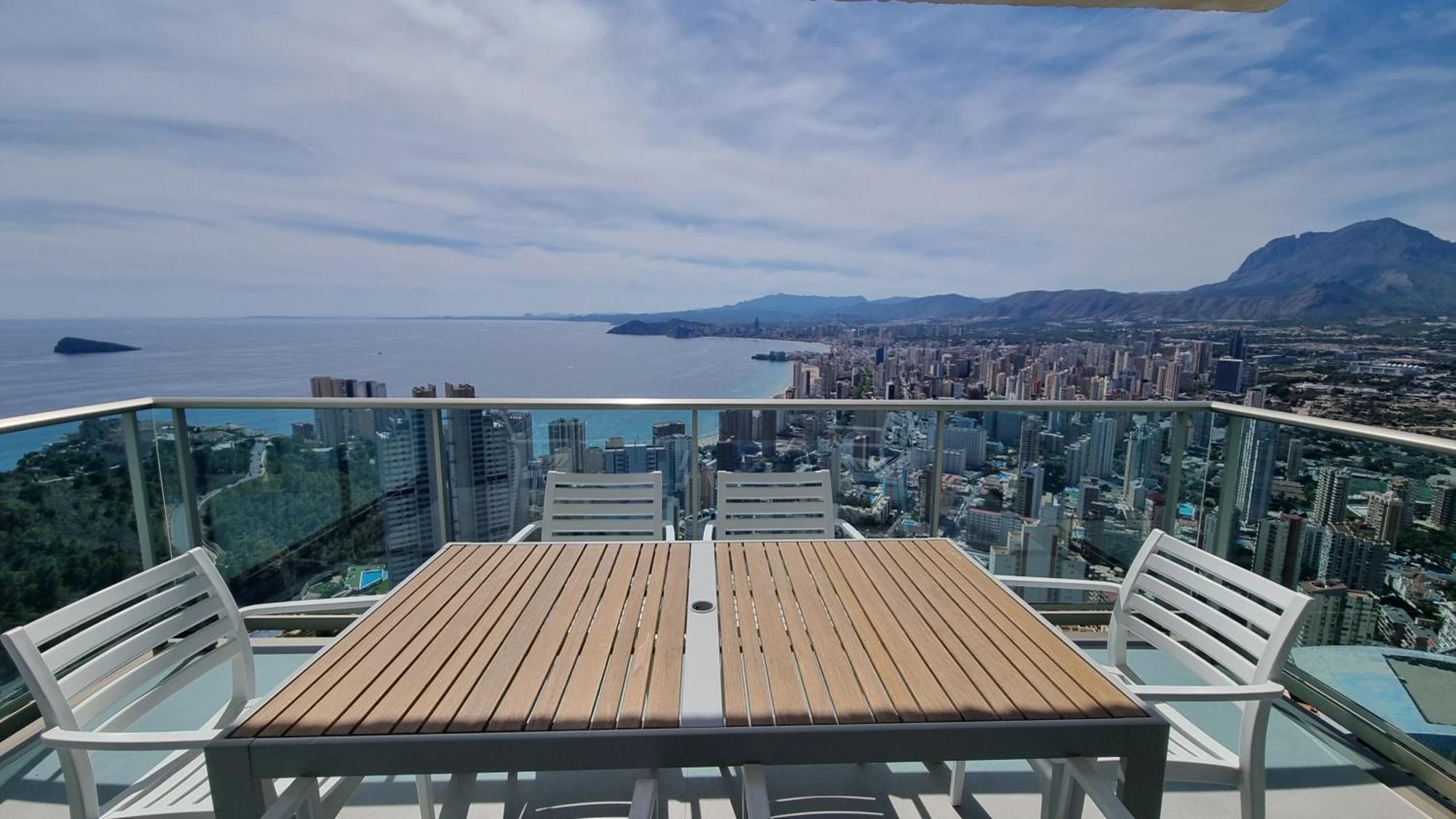 Skyline 37 Terraza Con Vista Al Mar Apartment เบนิดอร์ม ภายนอก รูปภาพ